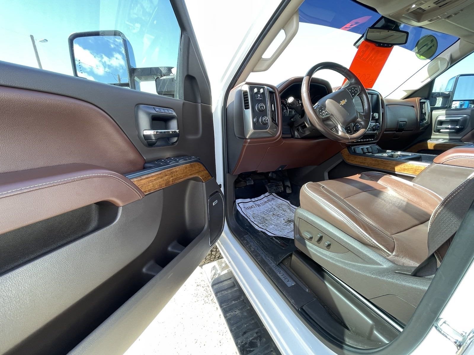 2015 Chevrolet Silverado 3500HD Built After Aug 14 High Country